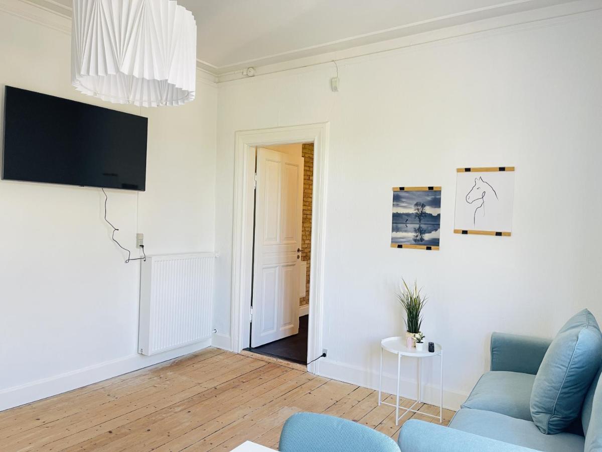 Aday - City Central Mansion - 1 Bedroom With Big Terrace Aalborg Exterior foto