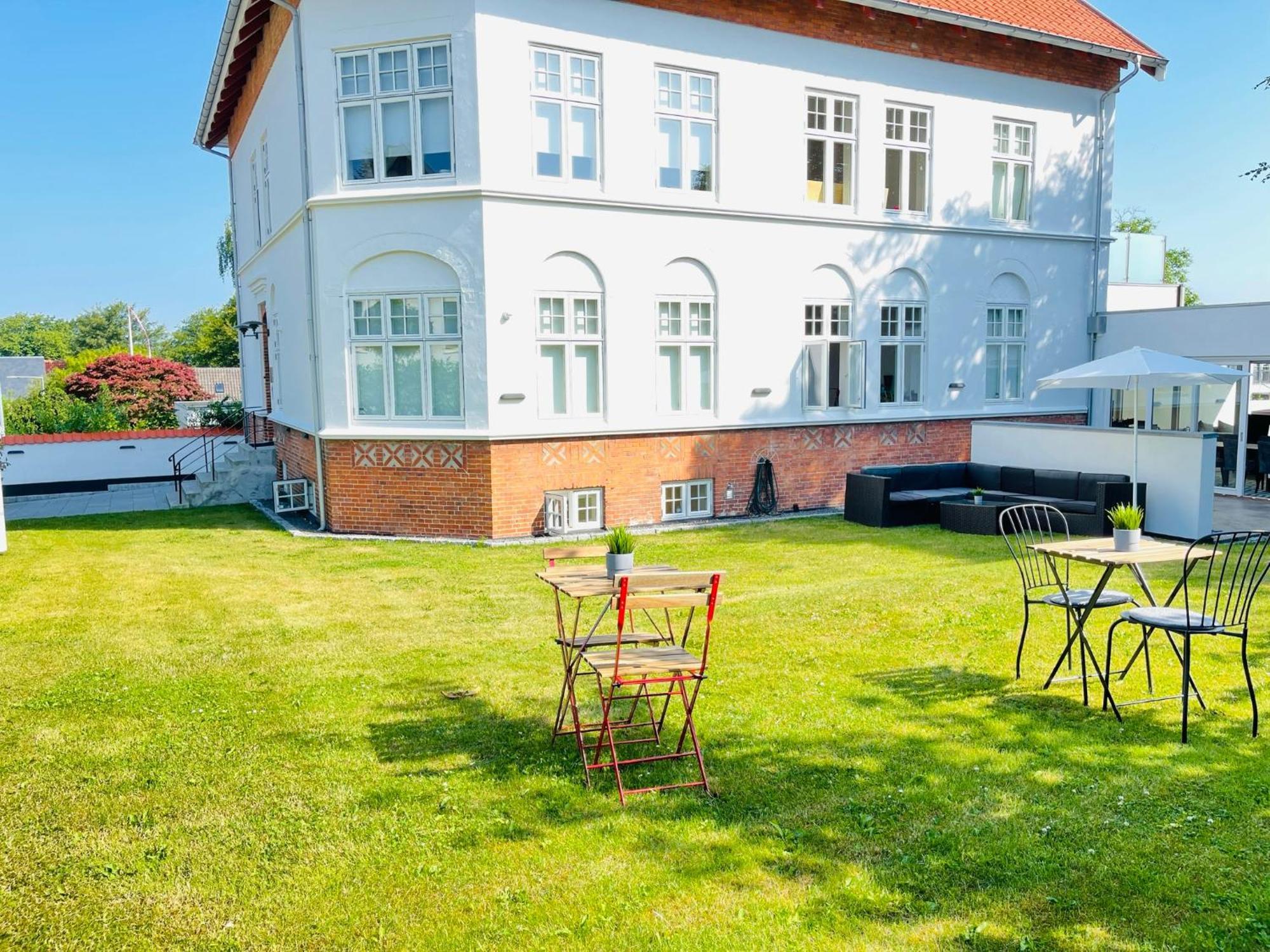 Aday - City Central Mansion - 1 Bedroom With Big Terrace Aalborg Exterior foto